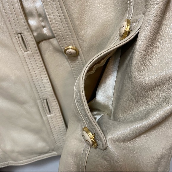 St. John Sport Leather Jacket in Tan / Cream Size Small - Picture 9 of 15
